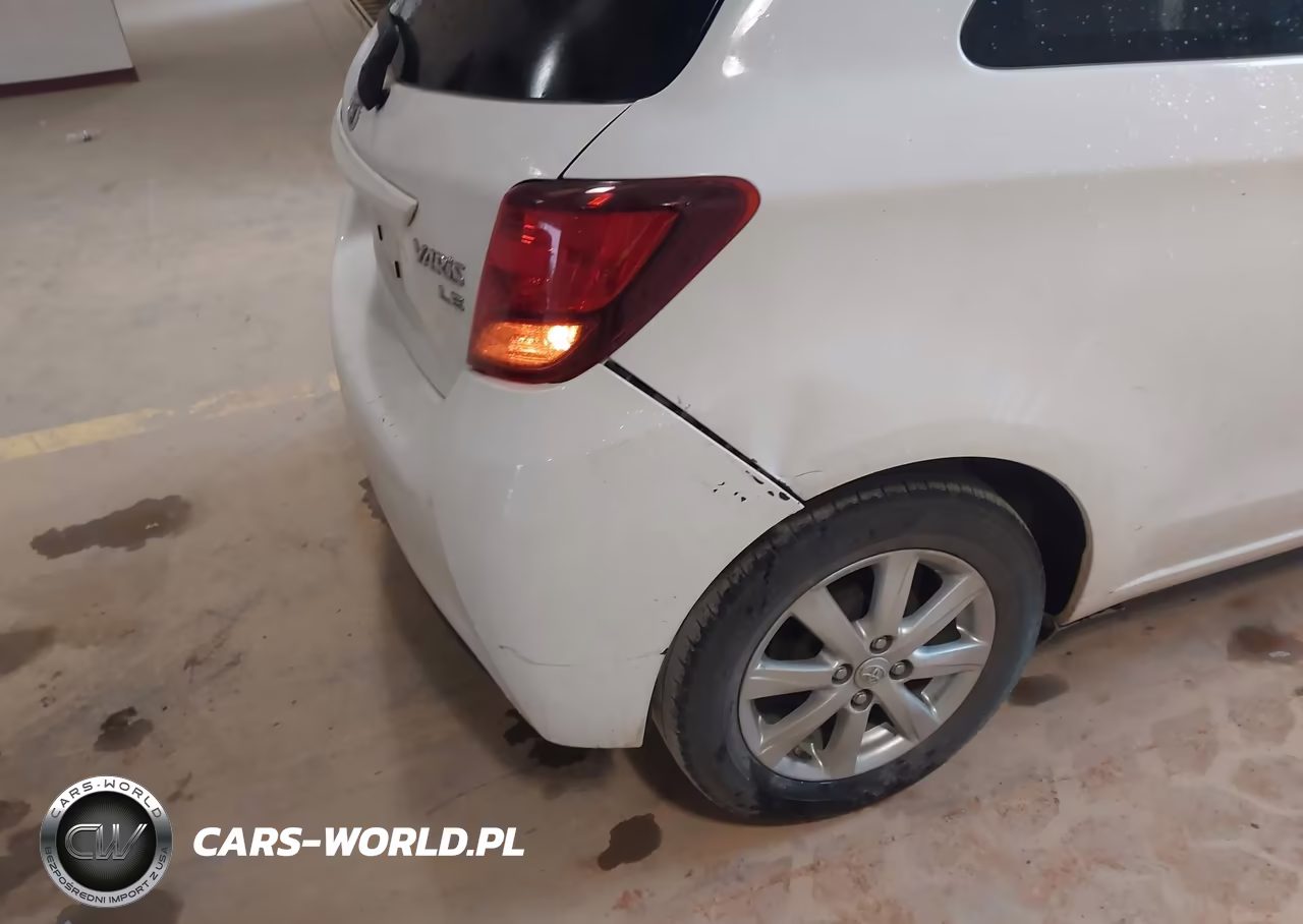 2015 Toyota Yaris Le VIN:VNKJTUD30FA055761 - 6