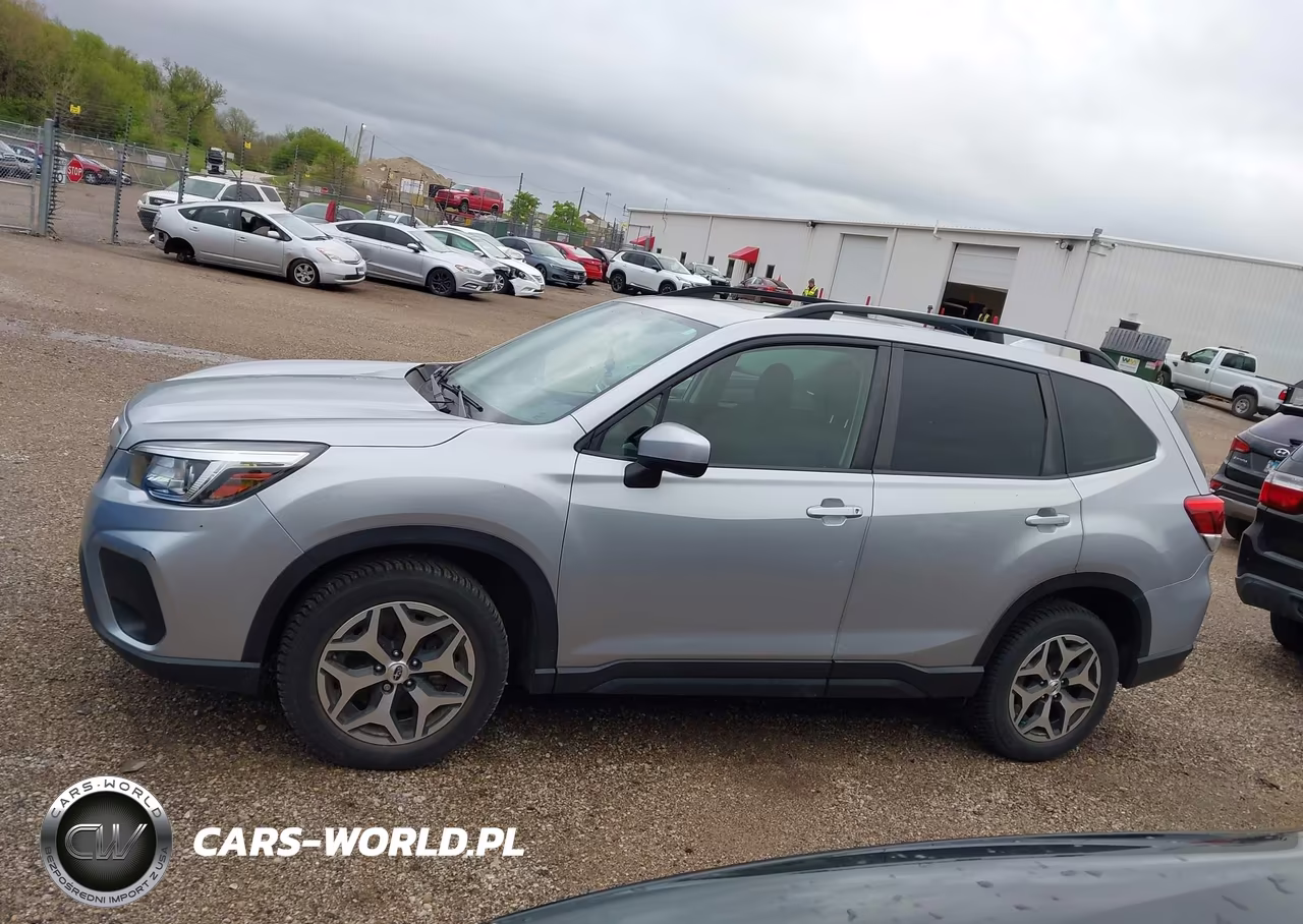 2019 Subaru Forester Premium VIN:JF2SKAEC0KH407947 - 14