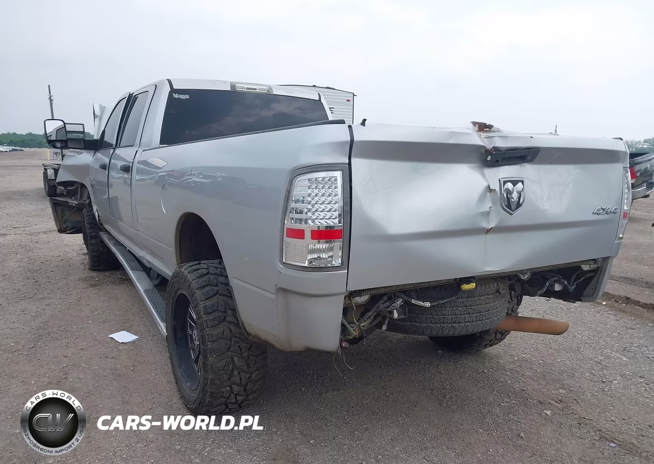 2018 Ram 3500 Tradesman 4X4 8' Box VIN:3C63R3GJ4JG361366 - 3