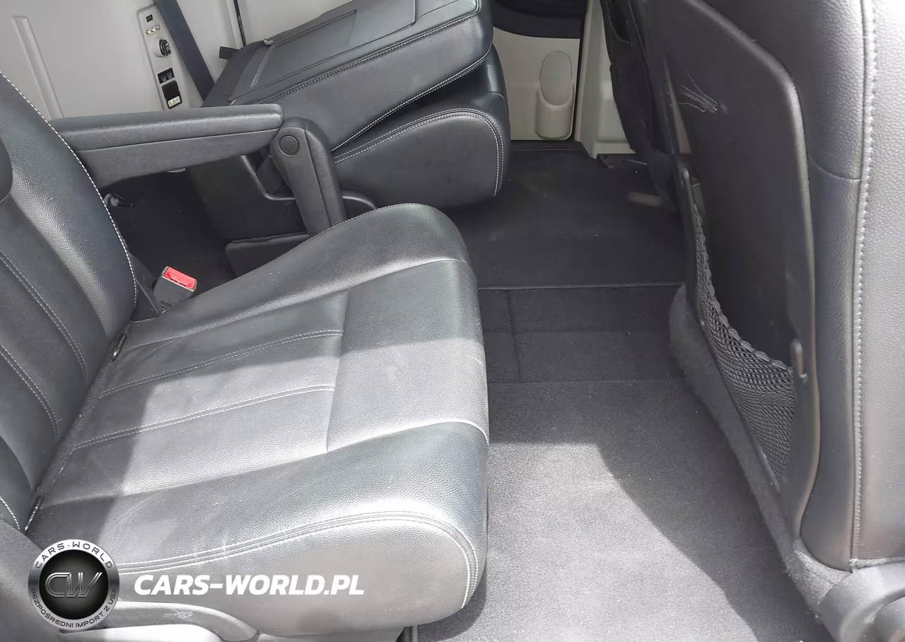 2014 Chrysler Town & Country Touring VIN:2C4RC1BG4ER112506 - 8