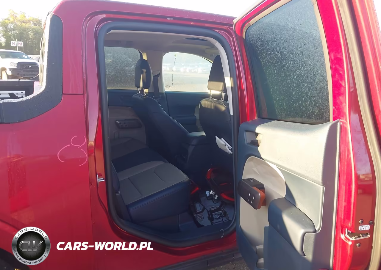 2025 Ford Maverick Lariat VIN:3FTTW8SAXSRA97078 - 8