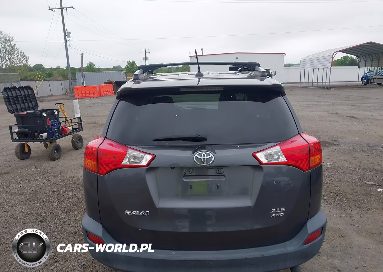 2015 Toyota Rav4 Xle VIN:2T3RFREV4FW265104 - 16