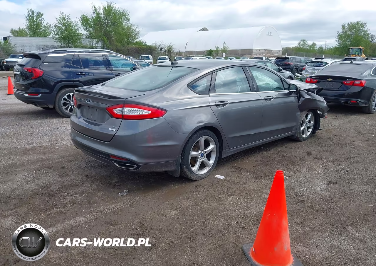 2013 Ford Fusion Se VIN:3FA6P0H93DR271946 - 4