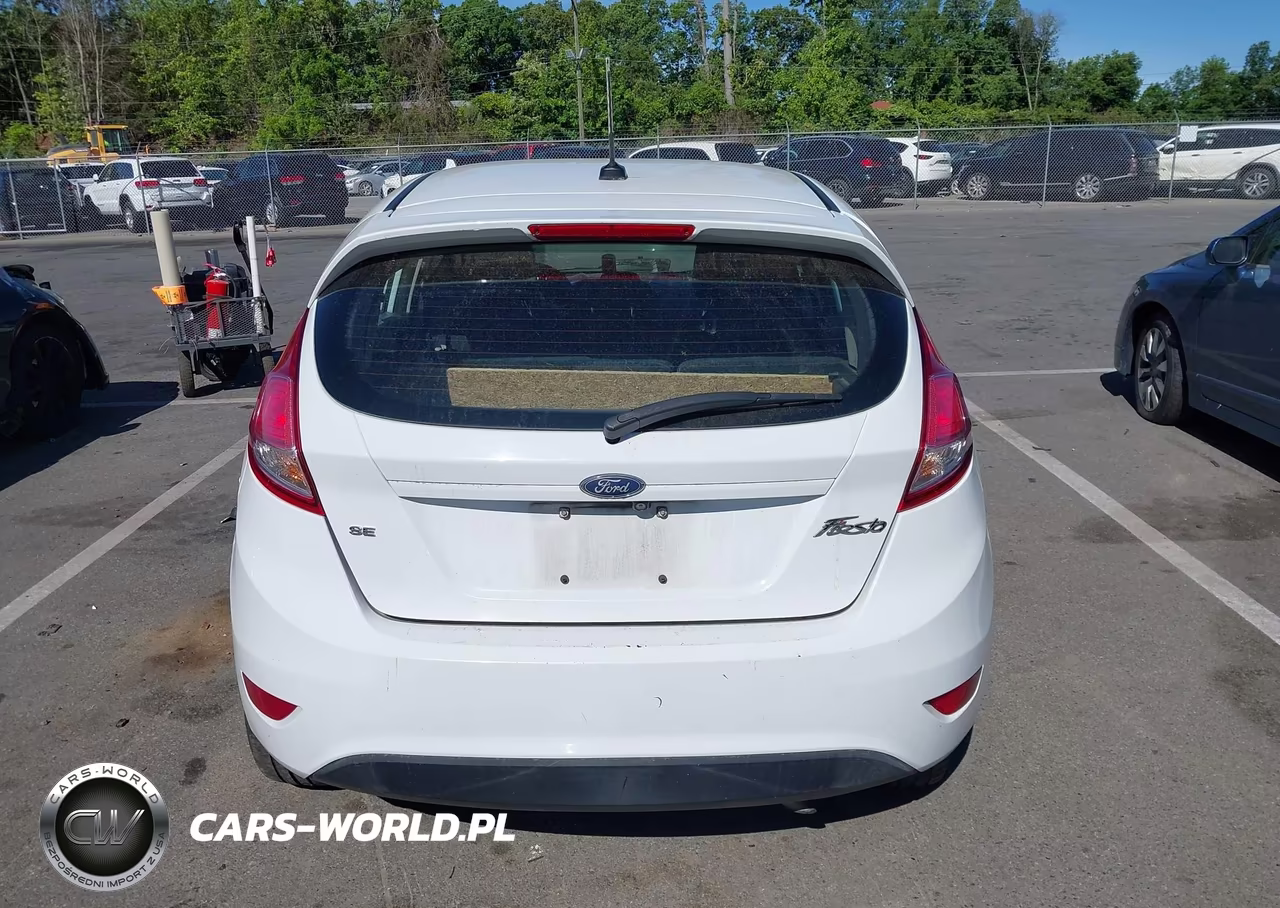 2018 Ford Fiesta Se VIN:3FADP4EJ8JM127878 - 16