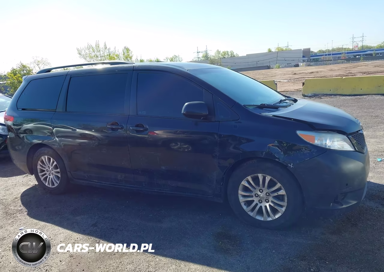 2014 Toyota Sienna Xle V6 8 Passenger VIN:5TDYK3DC2ES422827 - 13