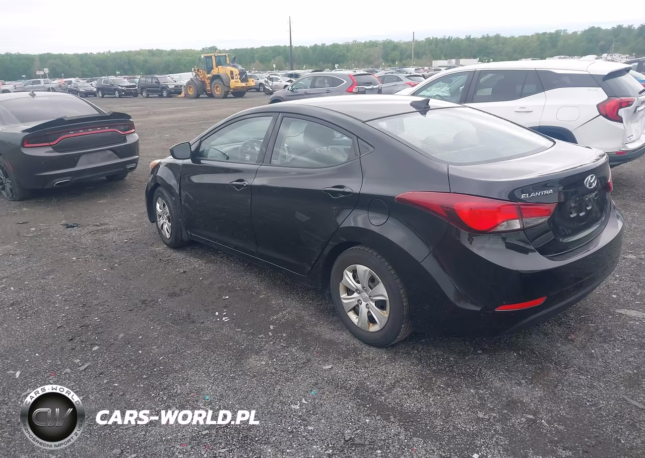 2016 Hyundai Elantra Se VIN:5NPDH4AE9GH751722 - 3