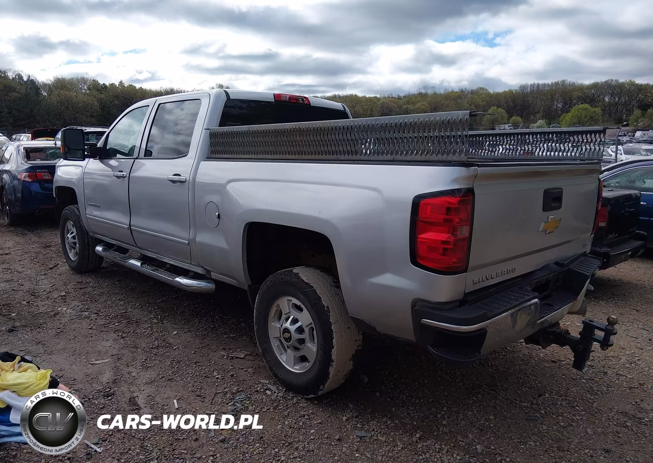 2015 Chevrolet Silverado 2500Hd Lt VIN:1GC1KVE86FF665646 - 3