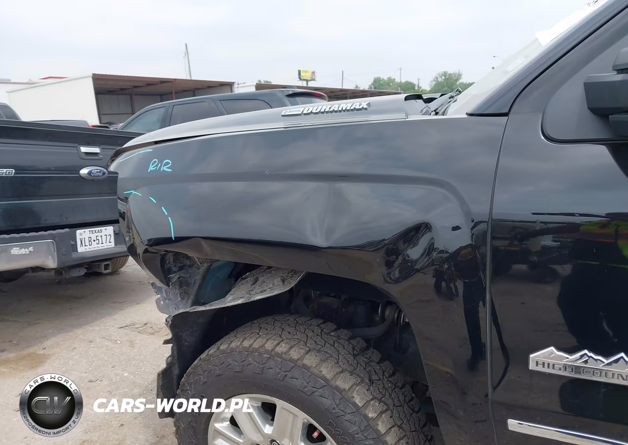 2015 Chevrolet Silverado 2500Hd High Country VIN:1GC1KXE87FF680071 - 6
