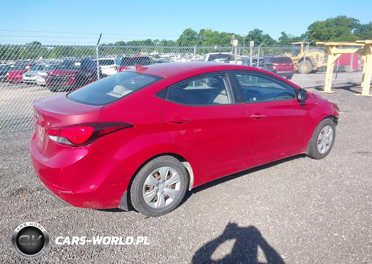 2016 Hyundai Elantra Se VIN:KMHDH4AE9GU482929 - 4