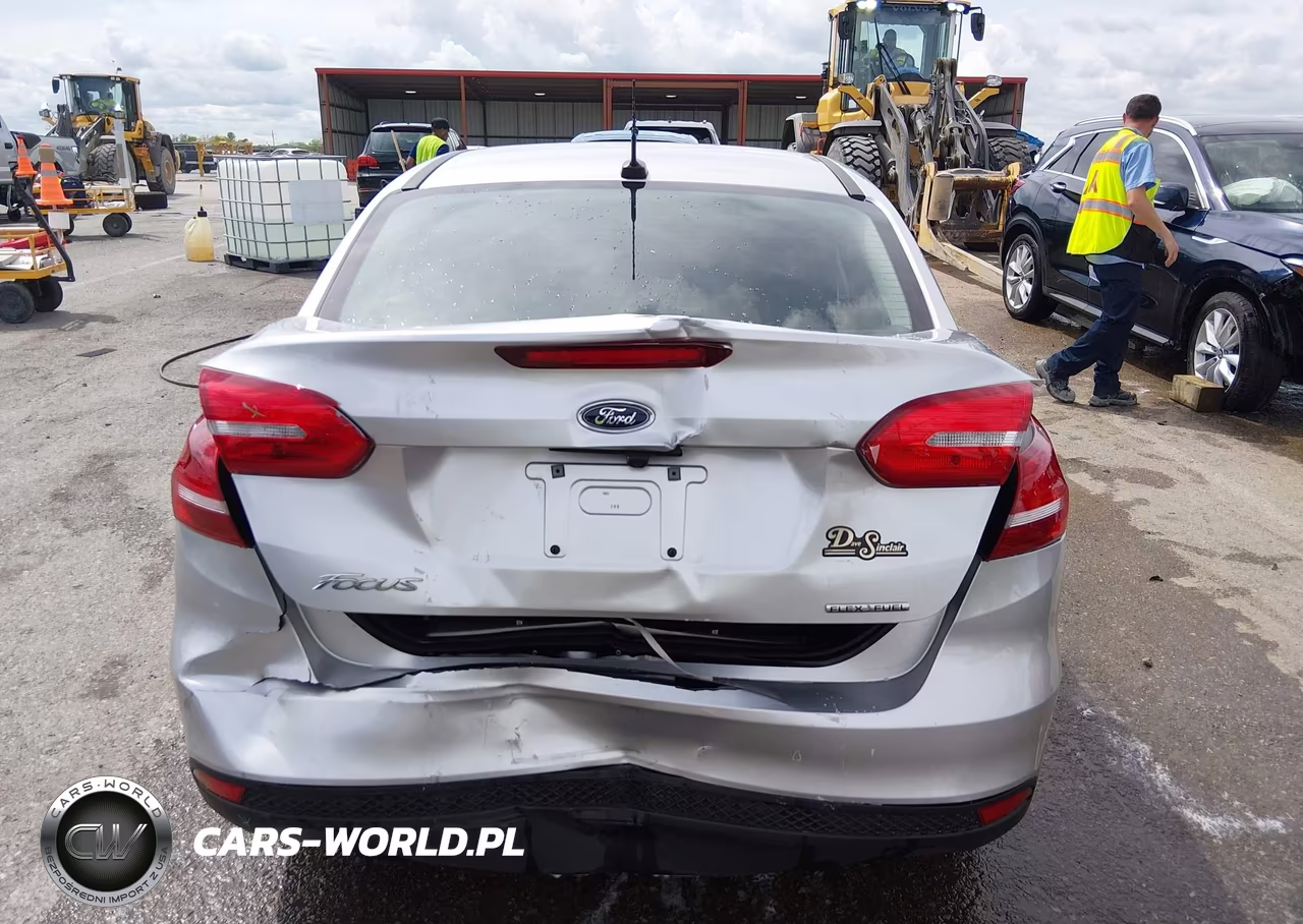 2015 Ford Focus S VIN:1FADP3E20FL357233 - 16