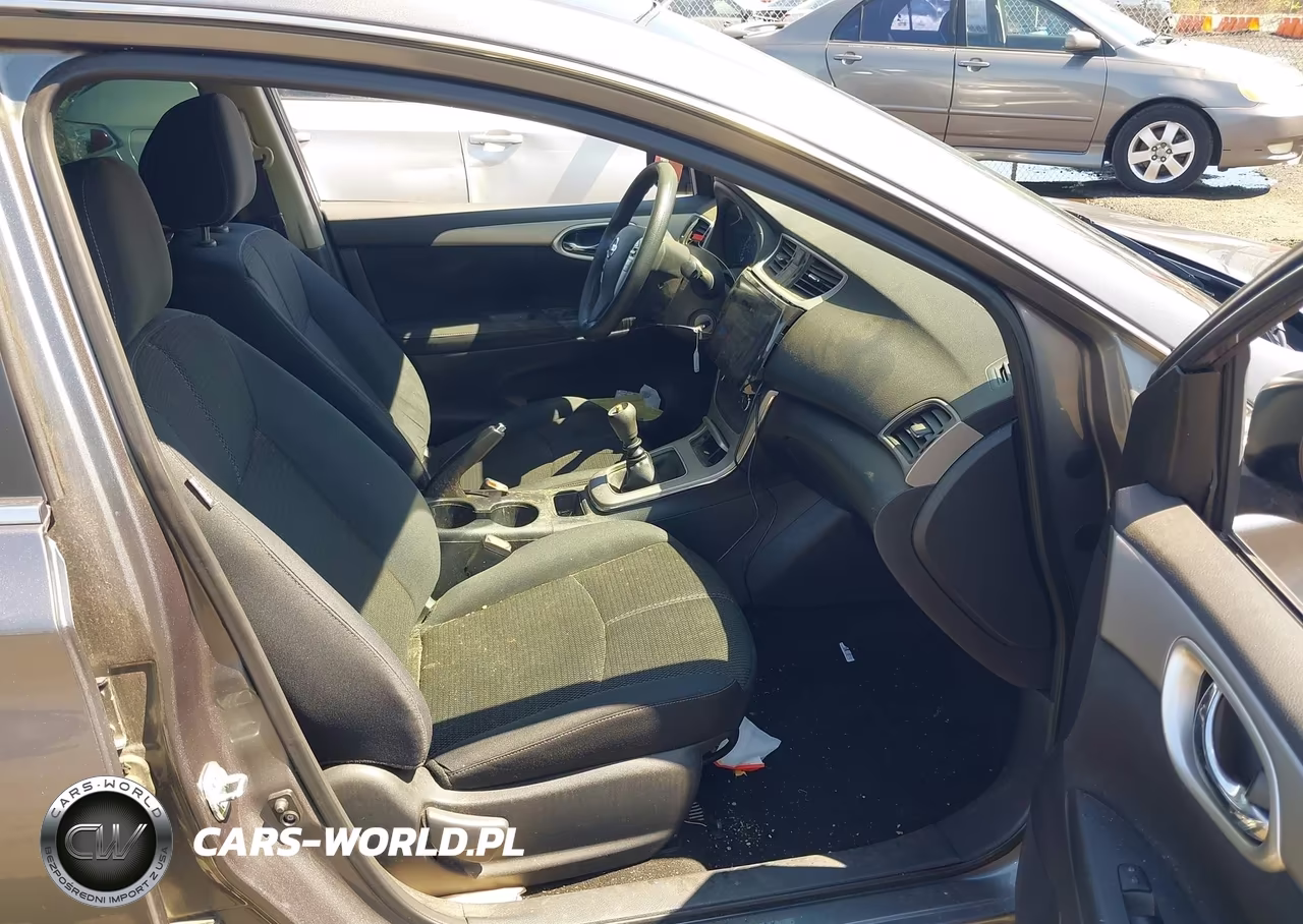 2015 Nissan Sentra S VIN:3N1AB7AP4FY314335 - 5