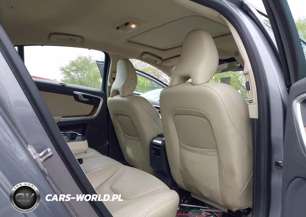 2016 Volvo S60 Inscription T5 Drive-E Platinum VIN:LYV402FM8GB099462 - 8