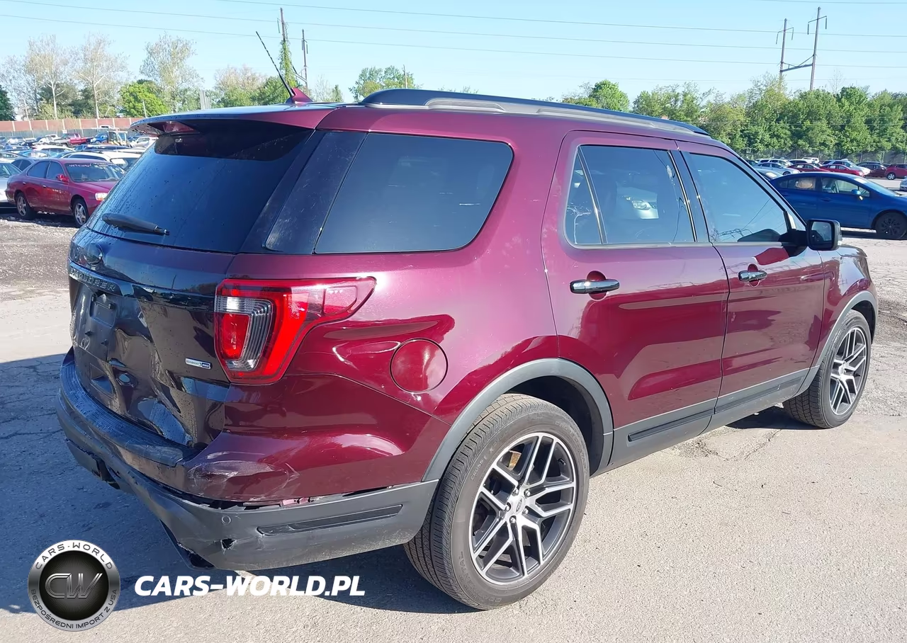 2019 Ford Explorer Sport VIN:1FM5K8GT7KGB33682 - 4