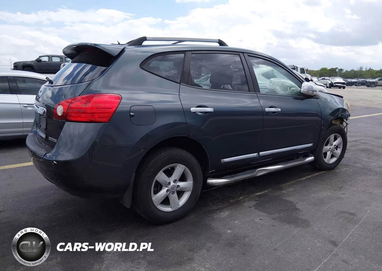 2013 Nissan Rogue S VIN:JN8AS5MT1DW040045 - 4