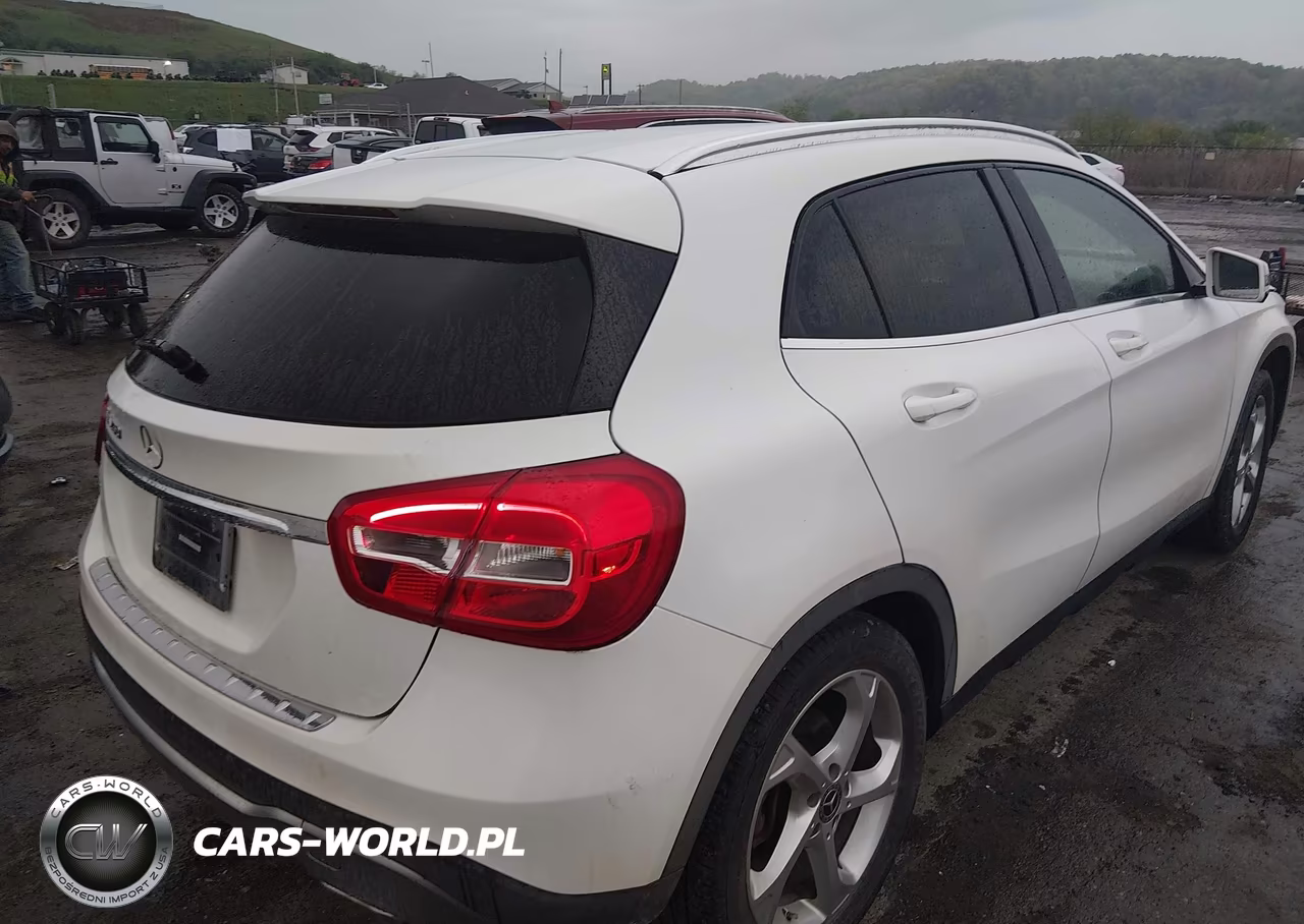 2019 Mercedes-Benz Gla 250 VIN:WDCTG4EB3KJ579891 - 4