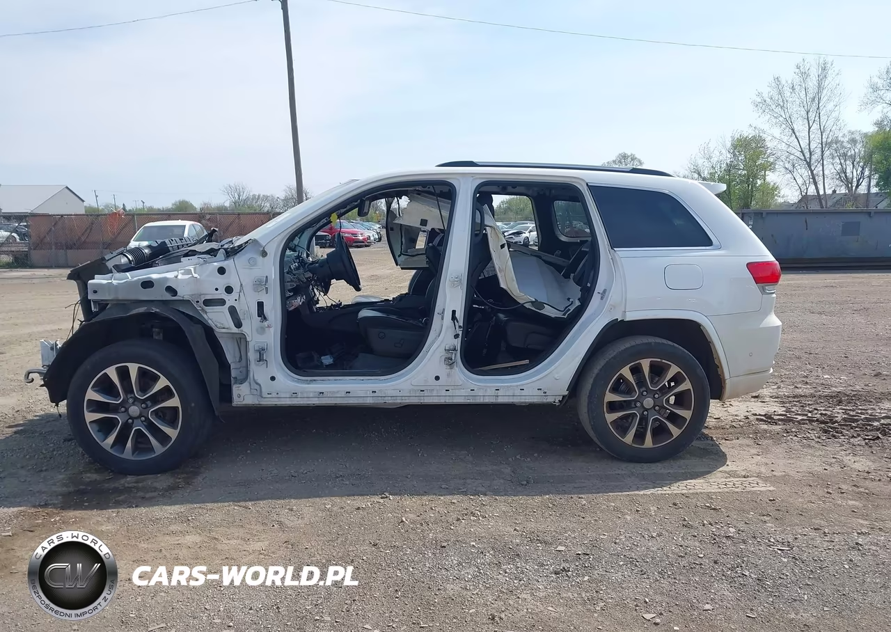 2017 Jeep Grand Cherokee Overland 4X4 VIN:1C4RJFCT3HC942793 - 14