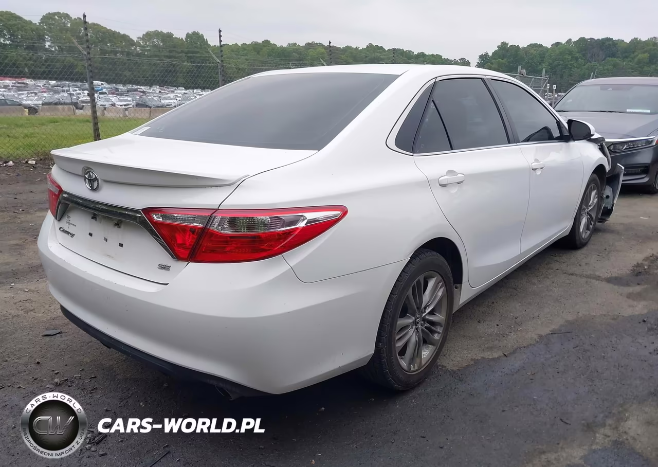 2016 Toyota Camry Se VIN:4T1BF1FKXGU228253 - 4