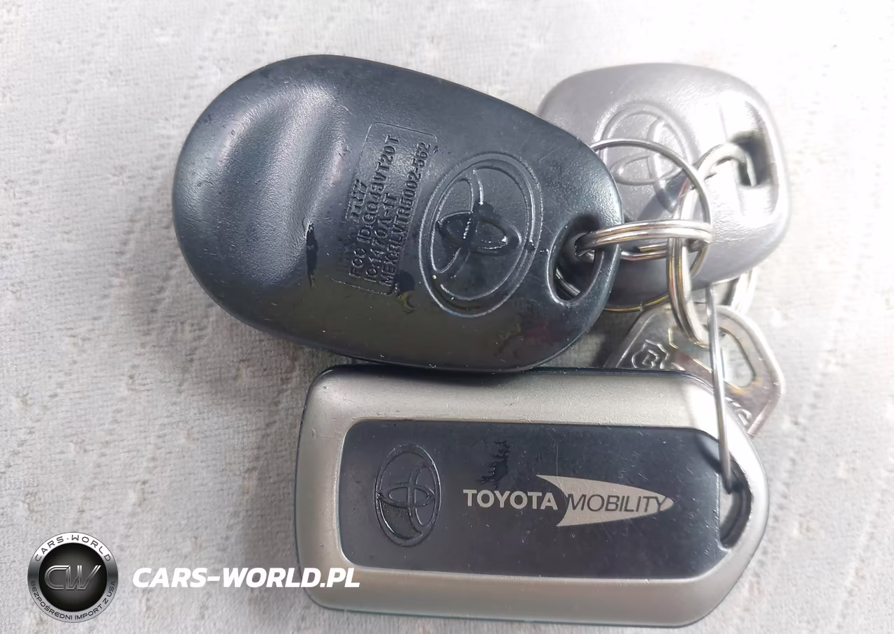 2019 Toyota Sienna Le 7 Passenger VIN:5TDKZ3DC8KS983272 - 11