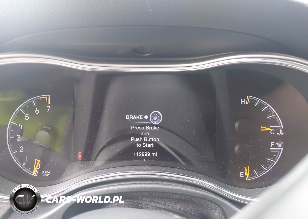 2019 Jeep Grand Cherokee Altitude 4X4 VIN:1C4RJFAG1KC561683 - 7