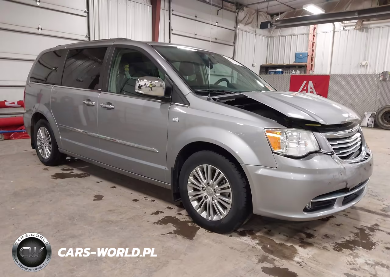 2014 Chrysler Town & Country Touring-L 30Th Anniversary