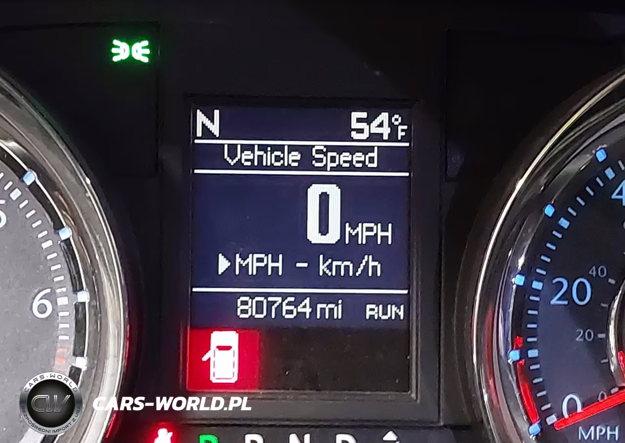 2014 Chrysler Town & Country Touring-L 30Th Anniversary VIN:2C4RC1CG6ER248523 - 15