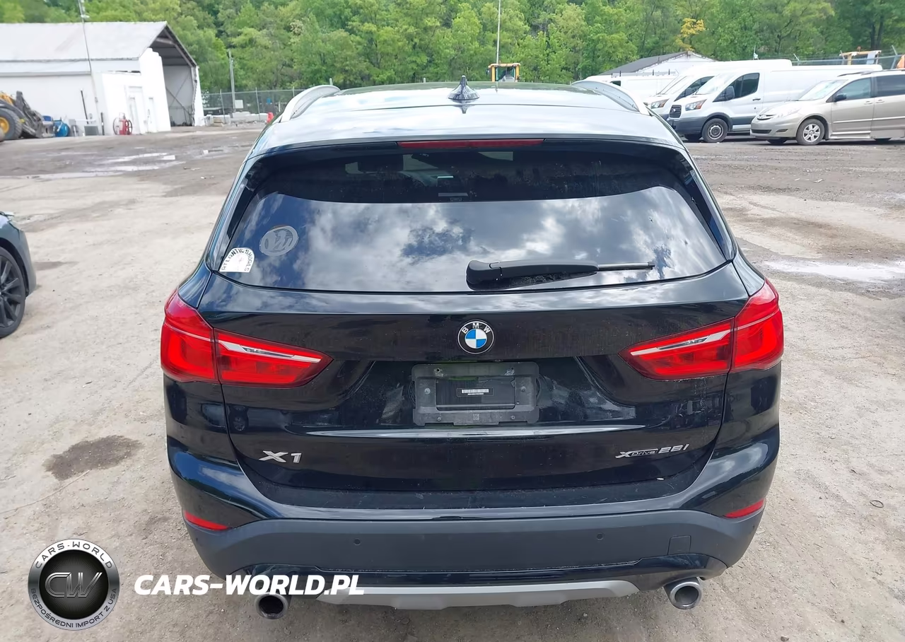 2022 BMW X1 xDrive28I VIN:WBXJG9C07N5V48820 - 17