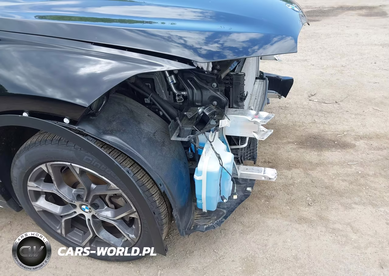 2022 BMW X1 xDrive28I VIN:WBXJG9C07N5V48820 - 18