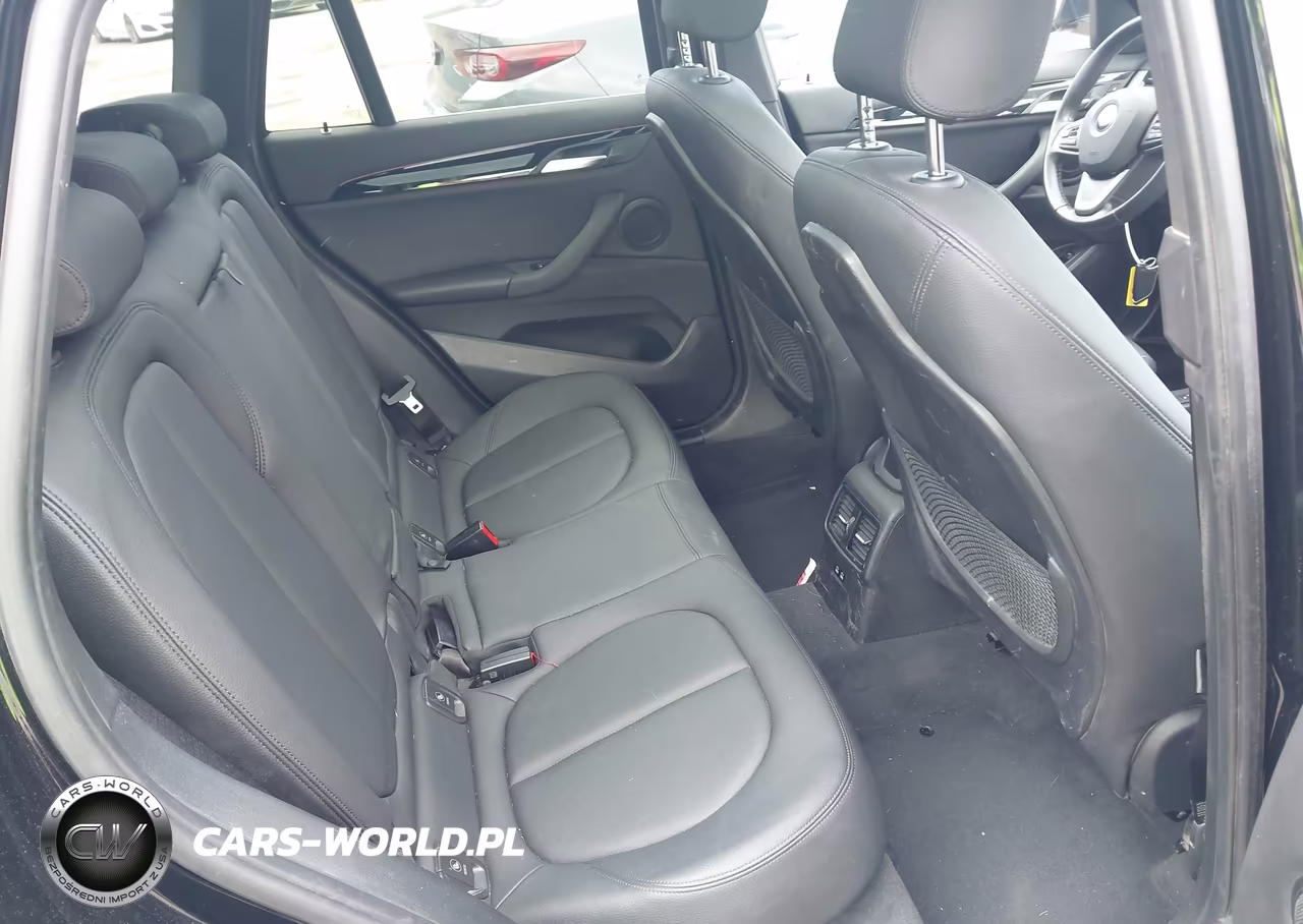 2022 BMW X1 xDrive28I VIN:WBXJG9C07N5V48820 - 8
