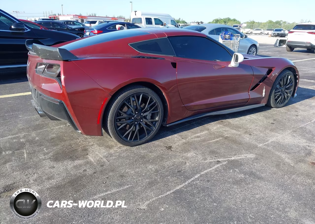 2017 Chevrolet Corvette Stingray VIN:1G1YF2D72H5109717 - 4