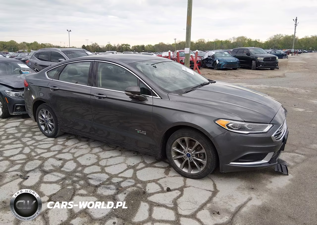 2018 Ford Fusion Energi Se Luxury – zdjęcie 1 z 16