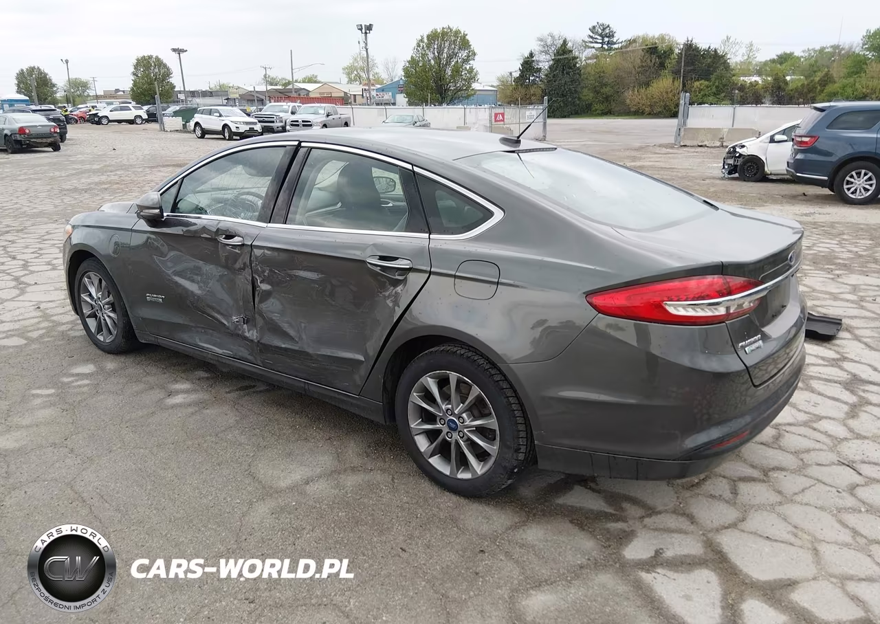 2018 Ford Fusion Energi Se Luxury VIN:3FA6P0PU9JR130297 - 3