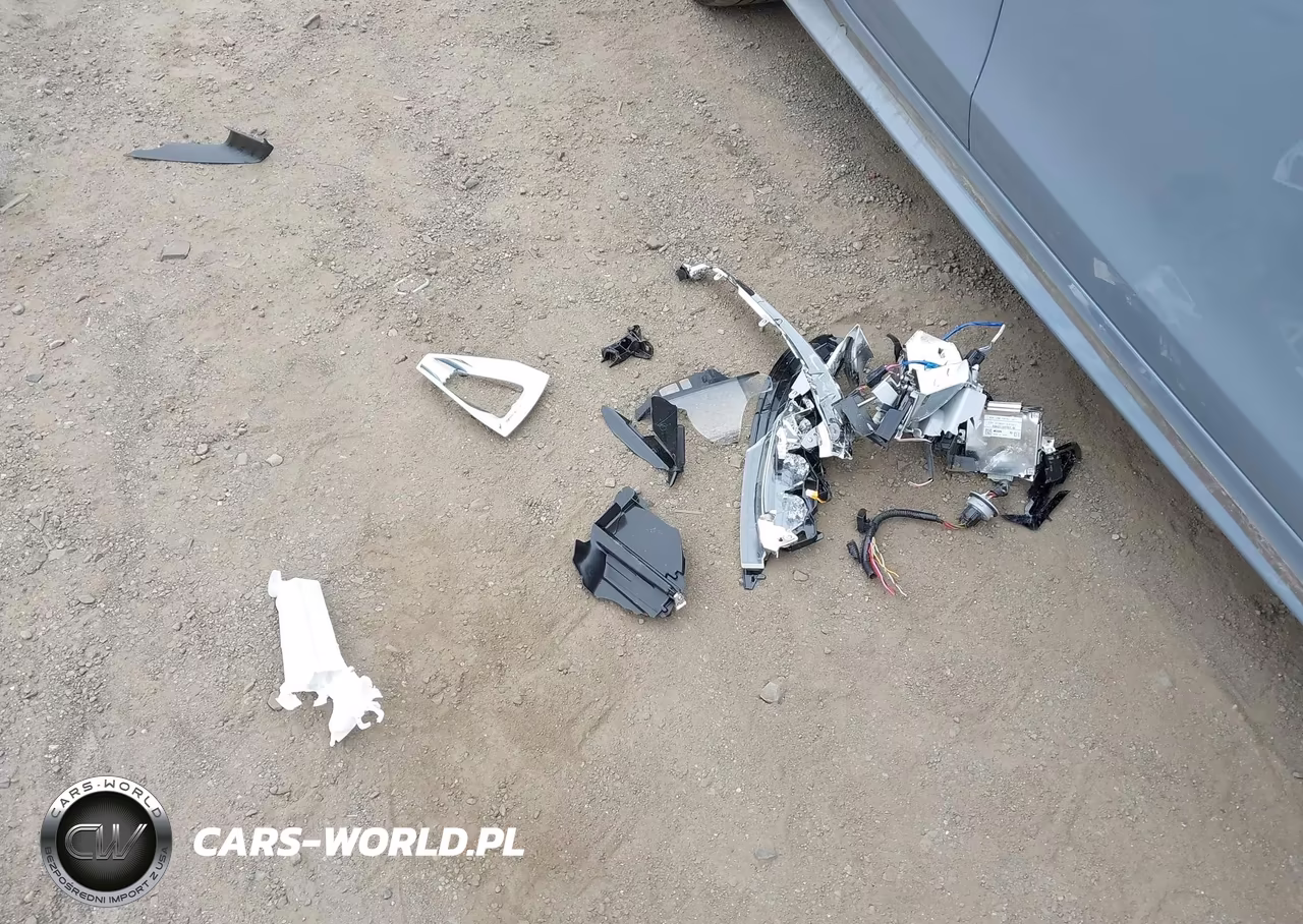 2023 Honda Civic Touring VIN:2HGFE1F98PH313845 - 12