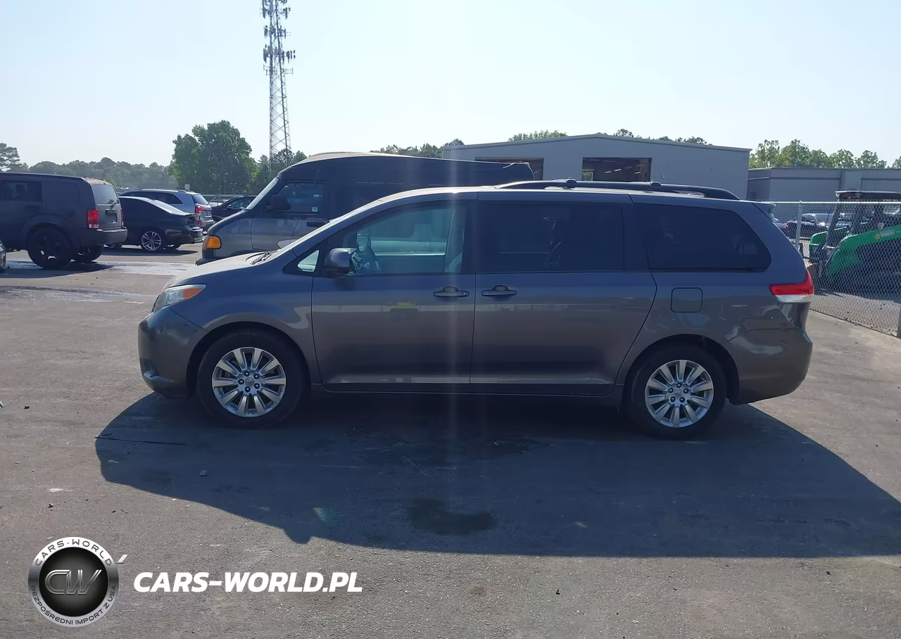 2011 Toyota Sienna Le VIN:5TDJK3DC2BS005334 - 14
