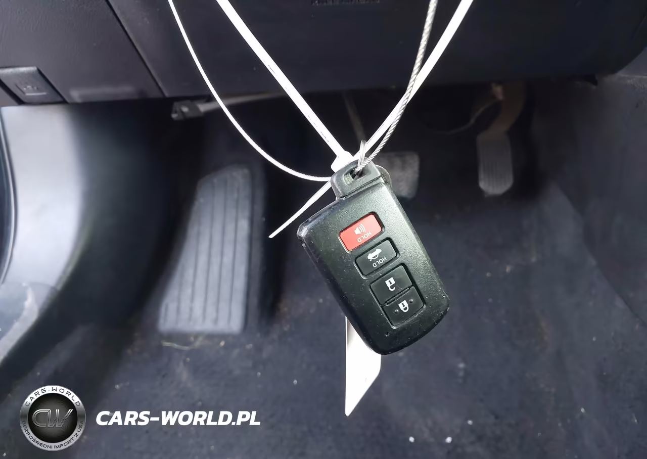 2015 Toyota Corolla S Plus VIN:5YFBURHEXFP304579 - 11