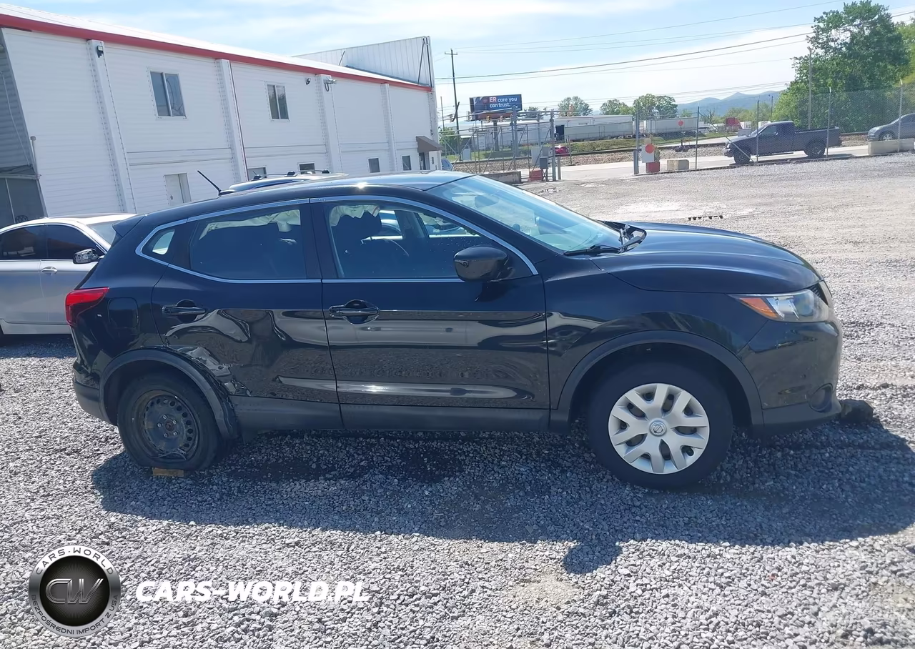 2018 Nissan Rogue Sport S VIN:JN1BJ1CR9JW255348 - 13