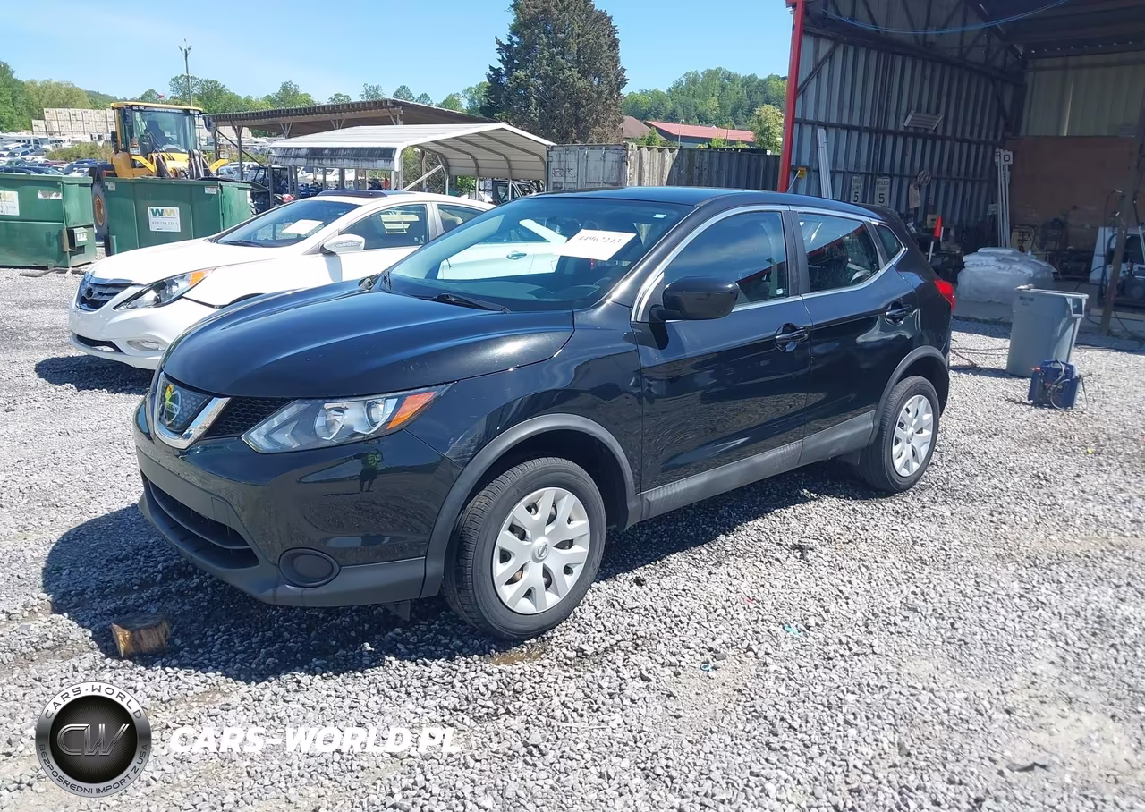 2018 Nissan Rogue Sport S VIN:JN1BJ1CR9JW255348 - 2