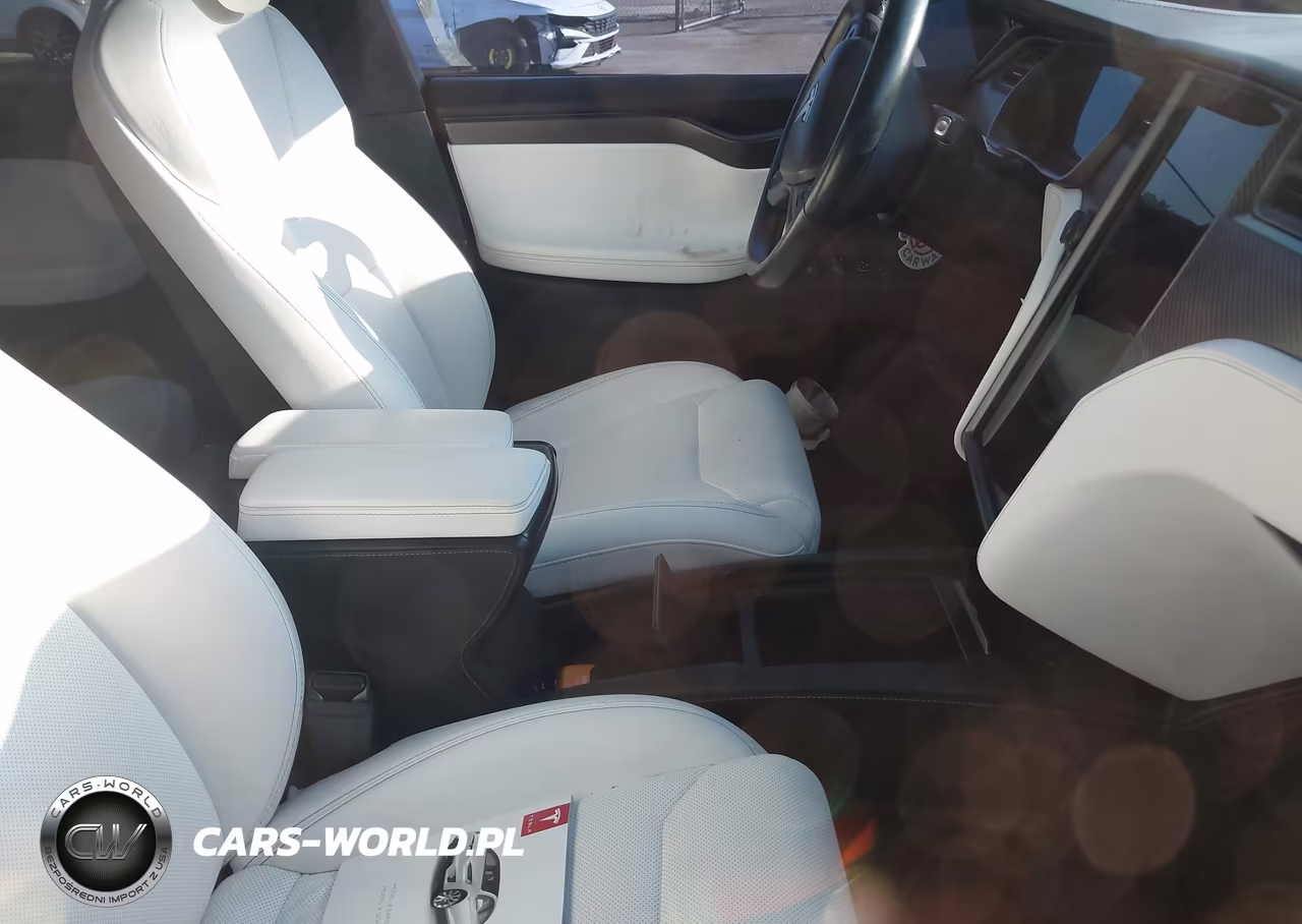 2018 Tesla Model X 100D-75D-P100D VIN:5YJXCBE44JF138091 - 5