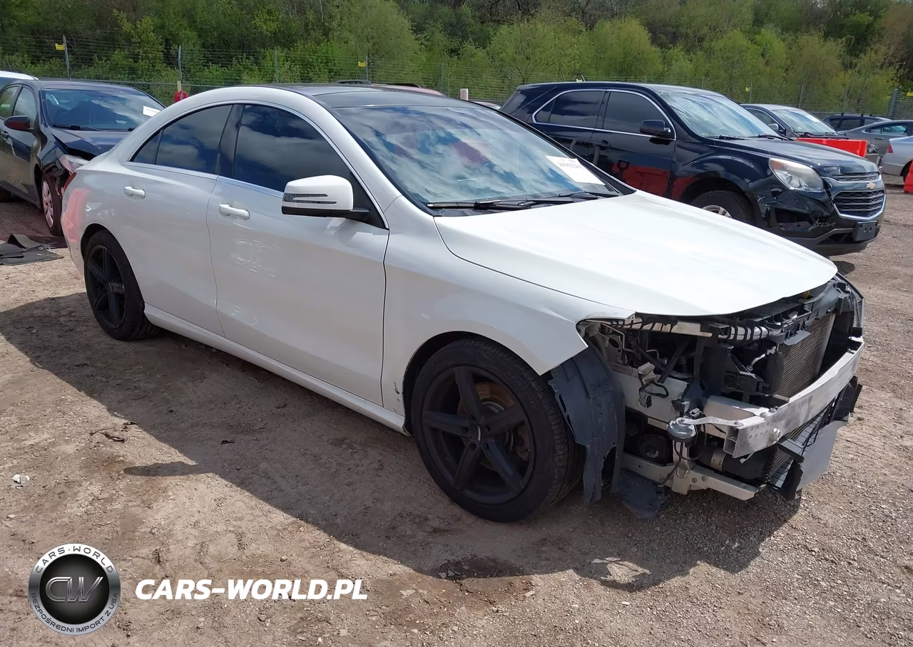 2014 Mercedes-Benz Cla 250 4Matic – zdjęcie 1 z 16
