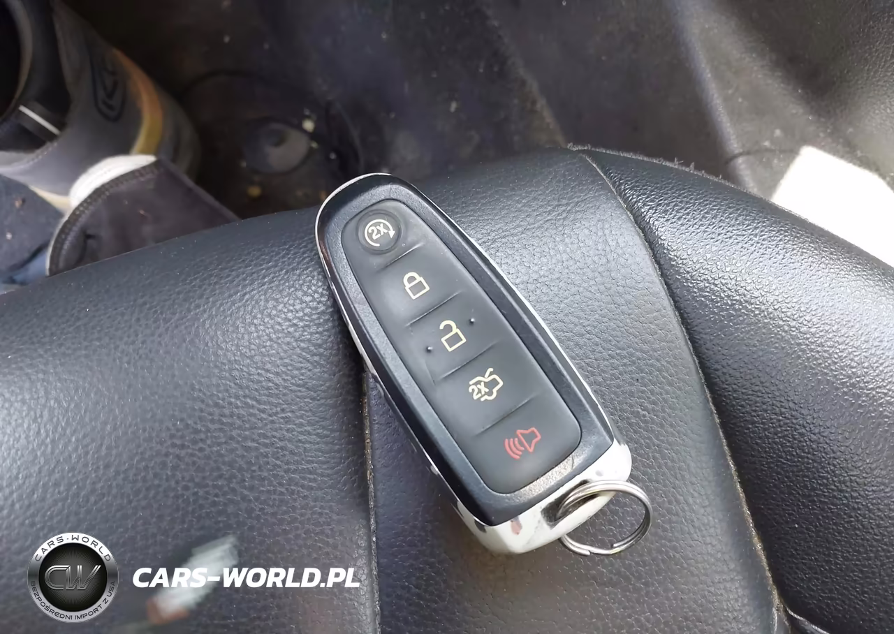 2017 Ford Focus Titanium VIN:1FADP3N2XHL288022 - 11
