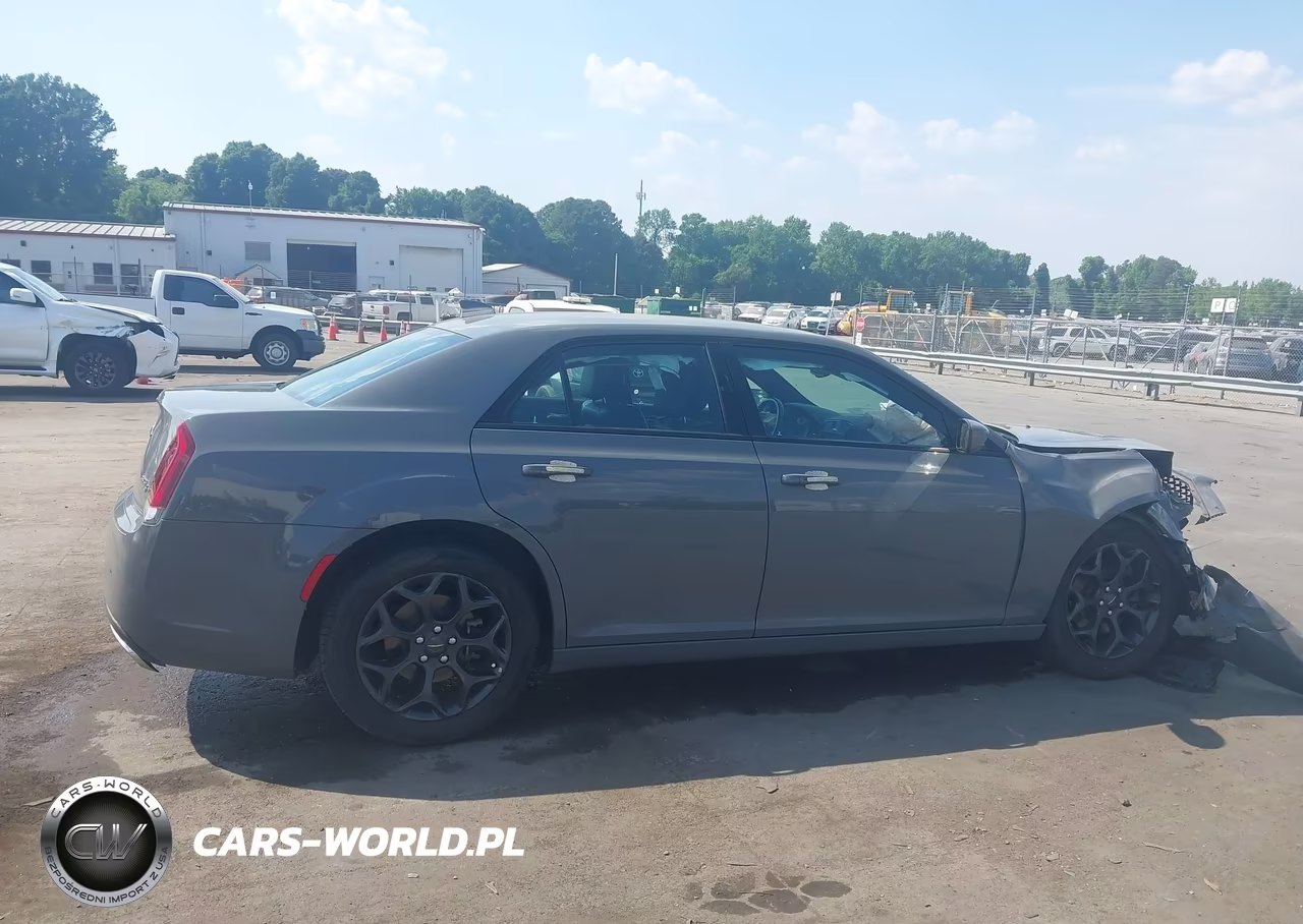 2019 Chrysler 300 300S Awd VIN:2C3CCAGG3KH586077 - 14