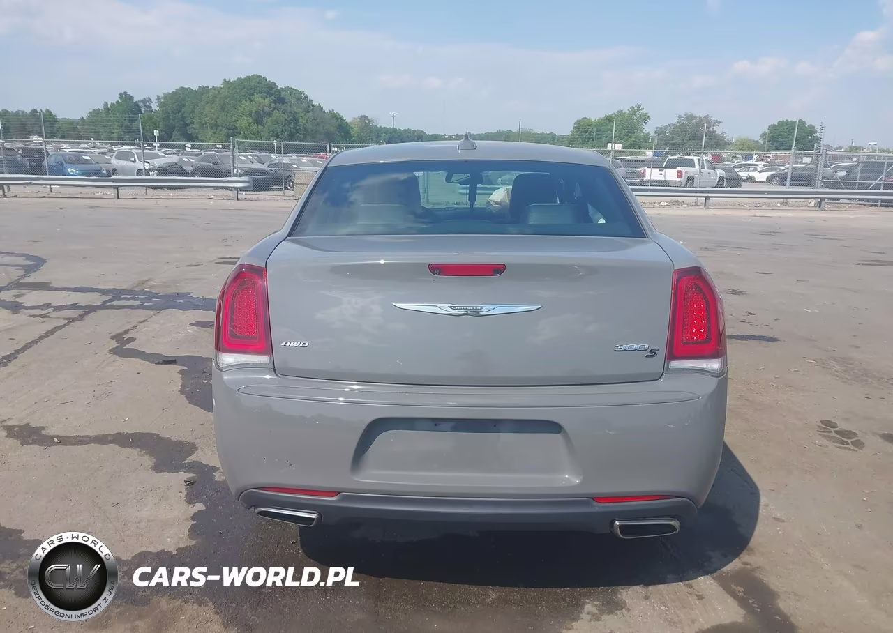 2019 Chrysler 300 300S Awd VIN:2C3CCAGG3KH586077 - 17