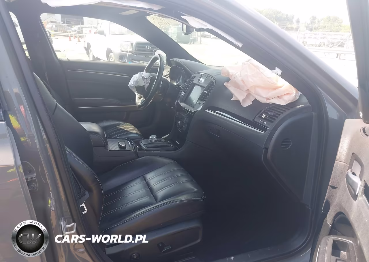2019 Chrysler 300 300S Awd VIN:2C3CCAGG3KH586077 - 5