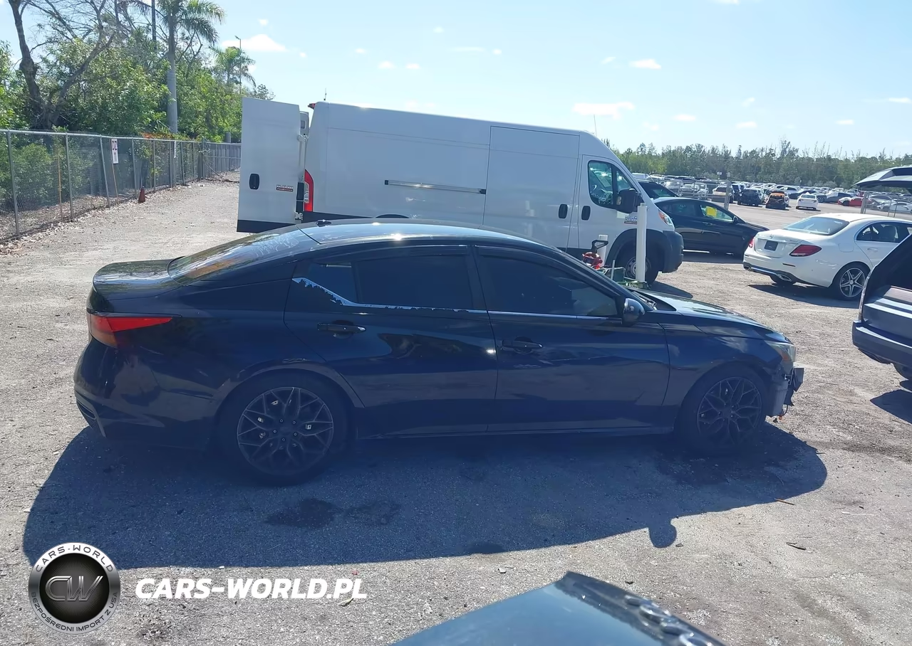 2019 Nissan Altima 2.5 S VIN:1N4BL4BV1KC158807 - 13