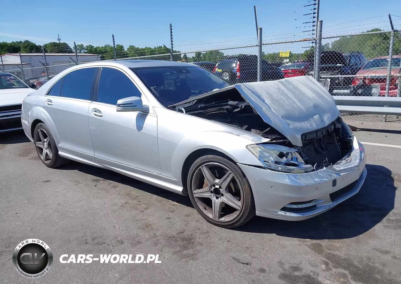2011 Mercedes-Benz S 550