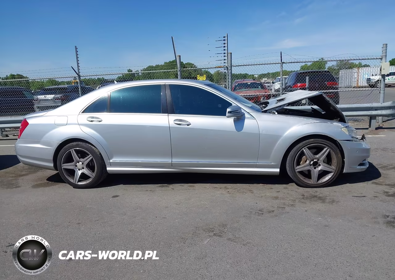 2011 Mercedes-Benz S 550 VIN:WDDNG7BBXBA369248 - 13