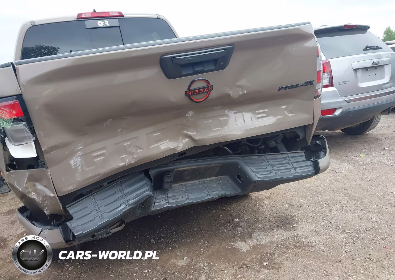 2023 Nissan Frontier Pro-4X 4X4 VIN:1N6ED1EK9PN662261 - 6