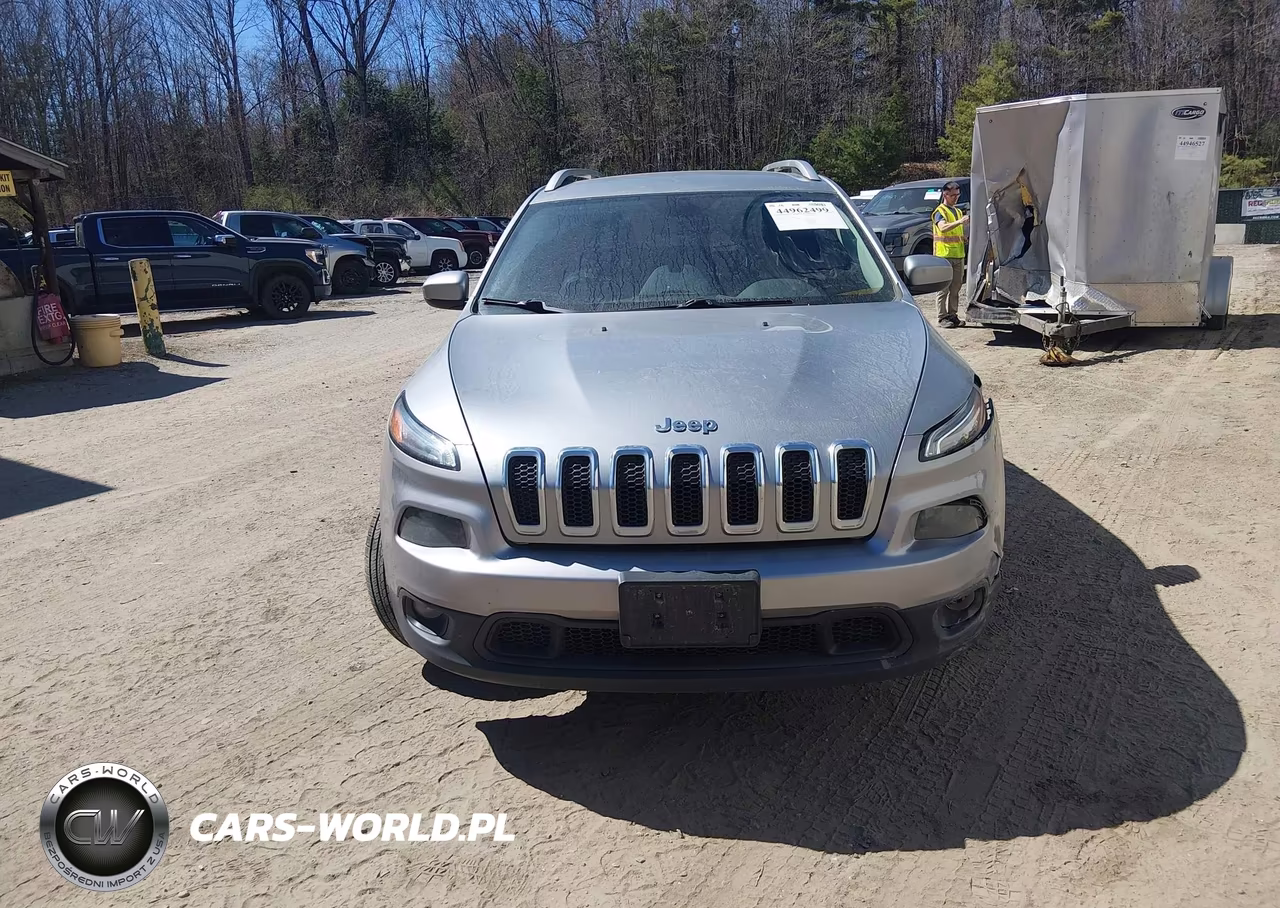 2017 Jeep Cherokee Latitude 4X4 VIN:1C4PJMCB1HW575054 - 12