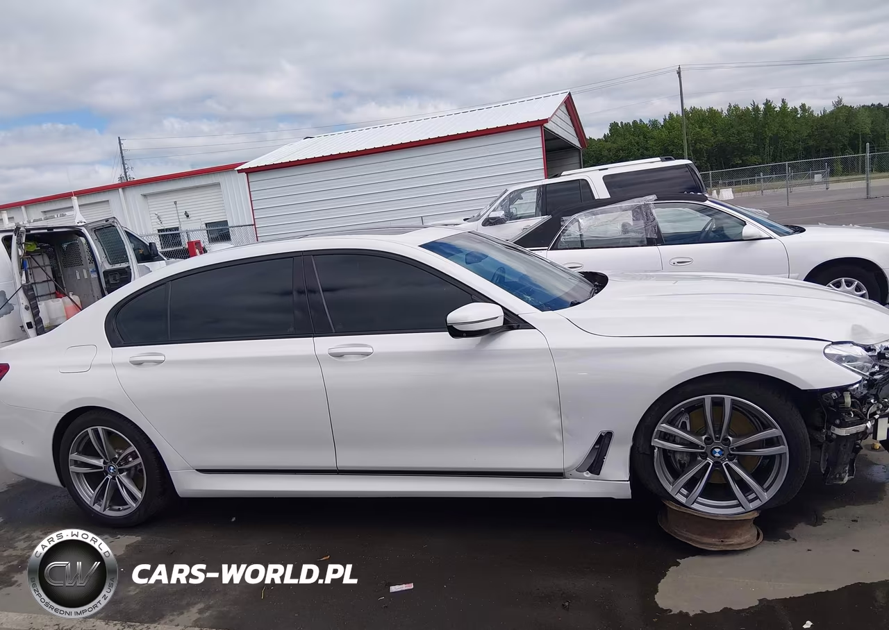 2018 BMW 740I xDrive VIN:WBA7E4C5XJGV24146 - 13