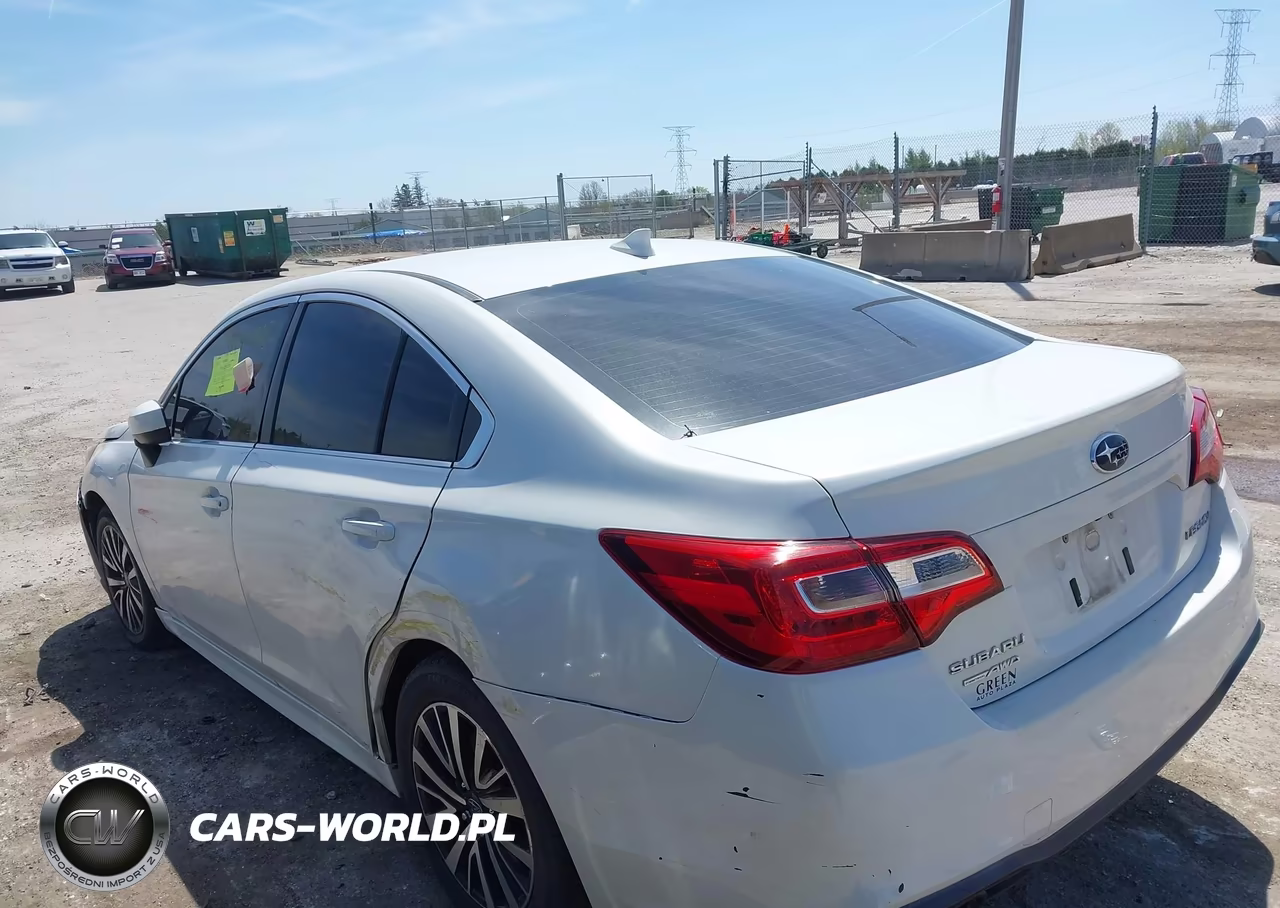 2018 Subaru Legacy 2.5I Premium VIN:4S3BNAC6XJ3028047 - 3
