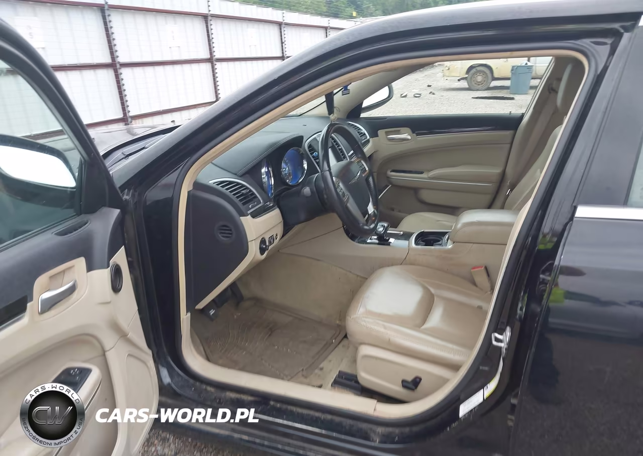 2013 Chrysler 300 Motown VIN:2C3CCAAG9DH574754 - 15